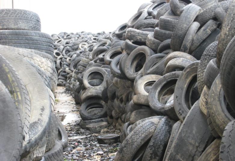 Recyclage des Pneus en Afrique : Une Opportunité Écologique et Rentable